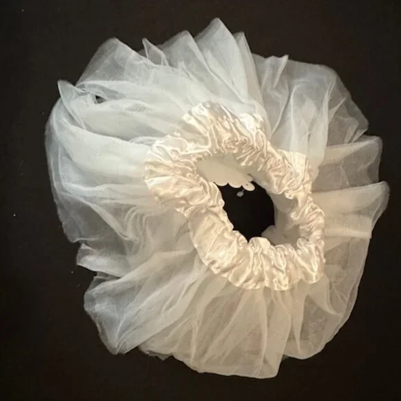 White Newborn Tutu - Picture 1 of 2